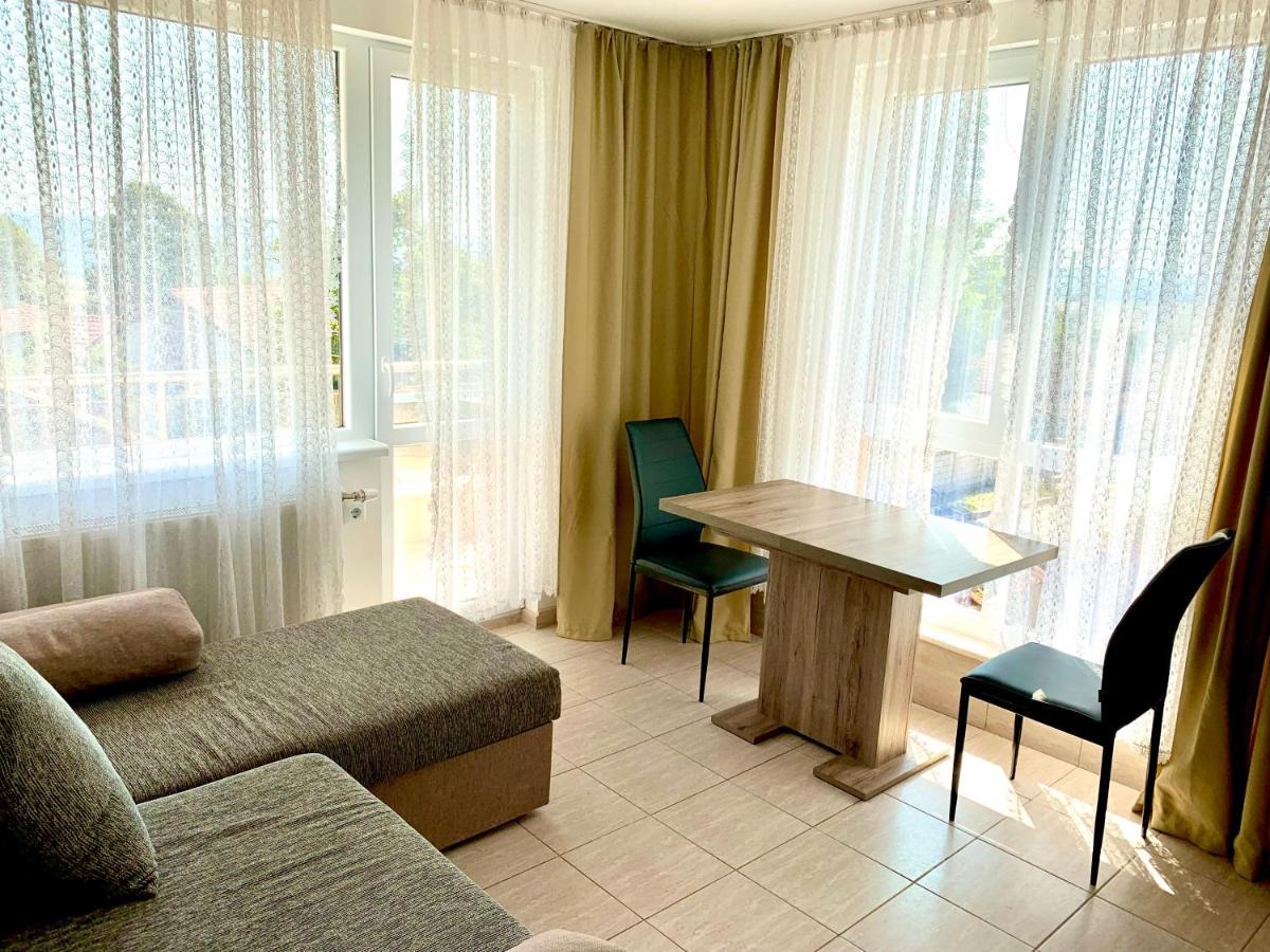 Byala Residence Apartments Esterno foto